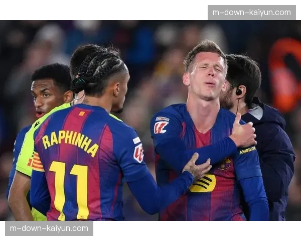 官方确认：莱比锡中场奥尔莫与球队完成续约至2029年