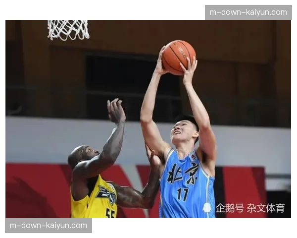 评论：深圳男篮内线优势明显，为何季后赛再次陷入苦战？