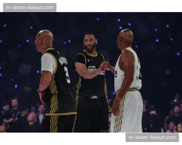 场边星光熠熠，多位NBA球星现身观看王牌队主场比赛